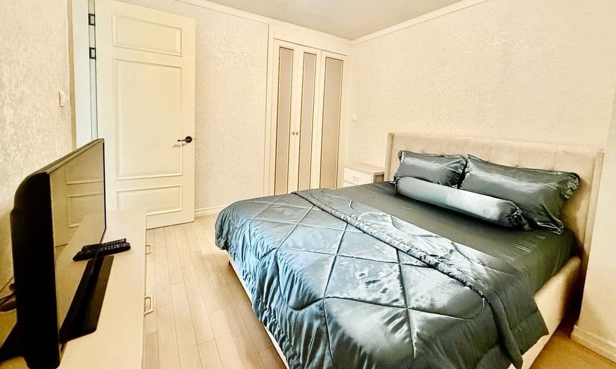 Cantavil Hoàn Cầu bán căn hộ 3 phòng ngủ 138m2 có nội thất view thoáng