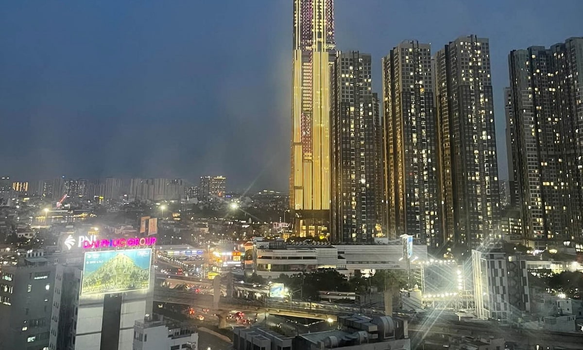 Pearl Plaza bán căn hộ 3 phòng ngủ 122m2 đầy đủ nội thất lầu cao view L81