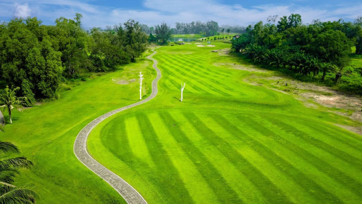 Sân golf Sông Bé: Vị trí, quy mô và tiện ích mới nhất